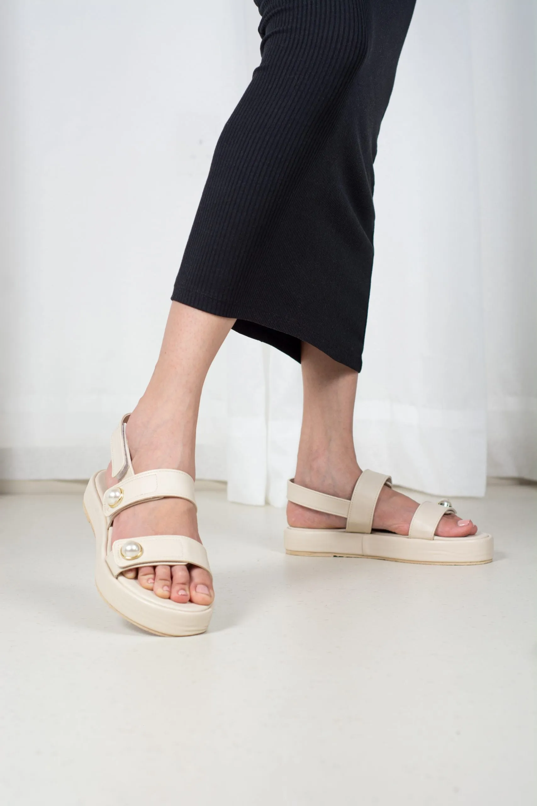 Roxy Pearl Flatforms