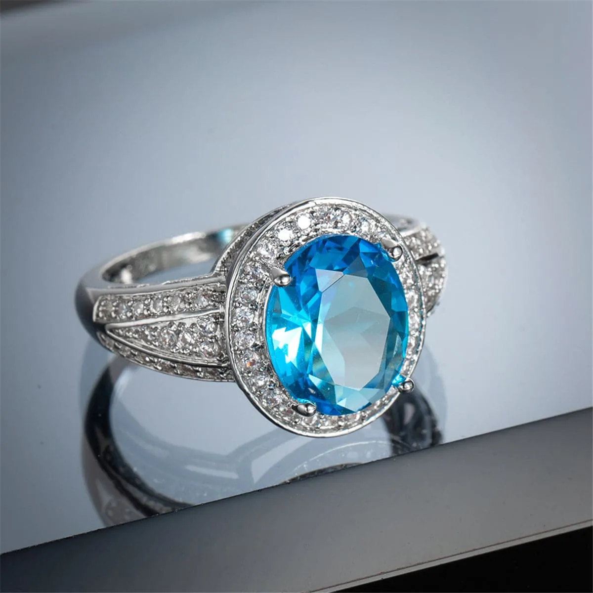 Sea Blue Crystal & Cubic Zirconia Silver-Plated Oval-Cut Ring