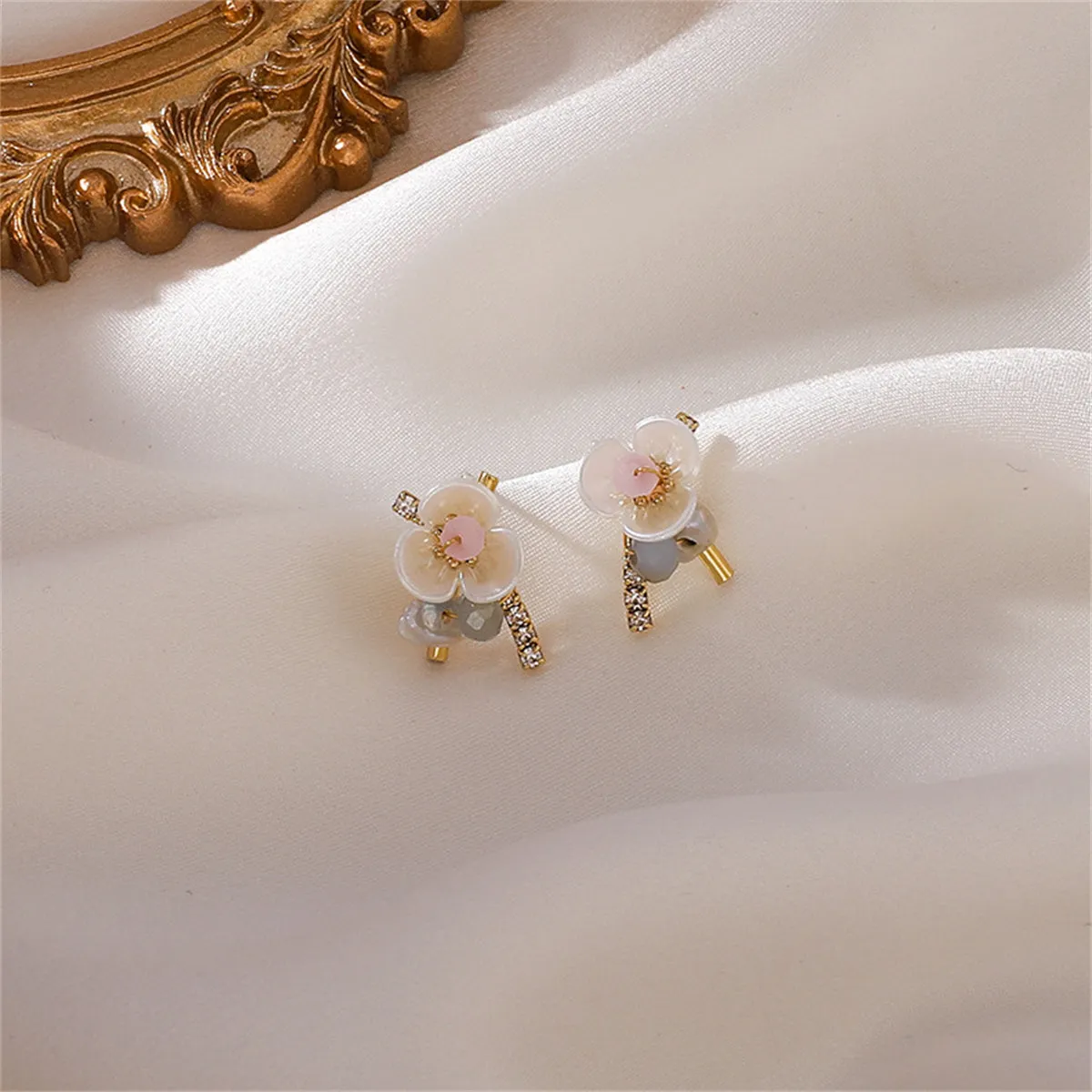 Teal Howlite & Cubic Zirconia Flower Stud Earrings