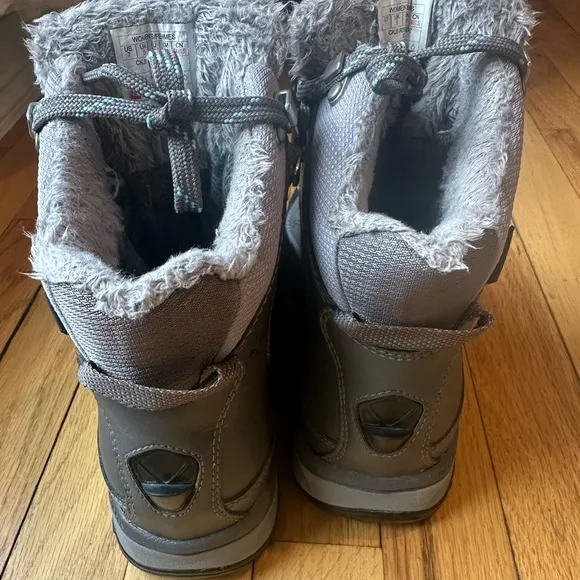 The North Face Chilkat Tech GTX Boots - Women's Dark Grey/Fortuna Blue Size 7