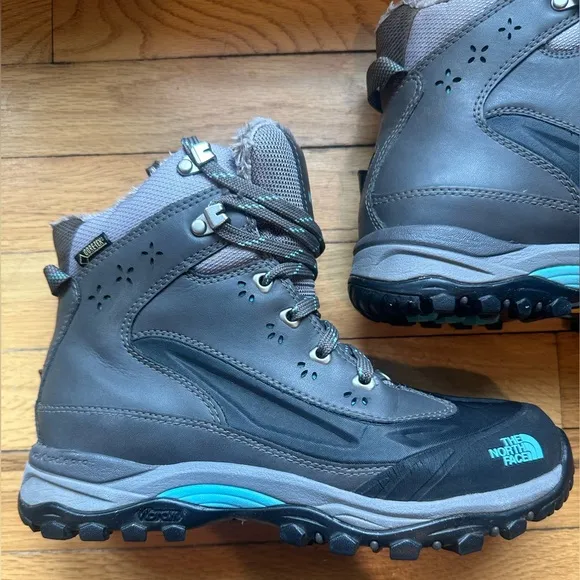 The North Face Chilkat Tech GTX Boots - Women's Dark Grey/Fortuna Blue Size 7