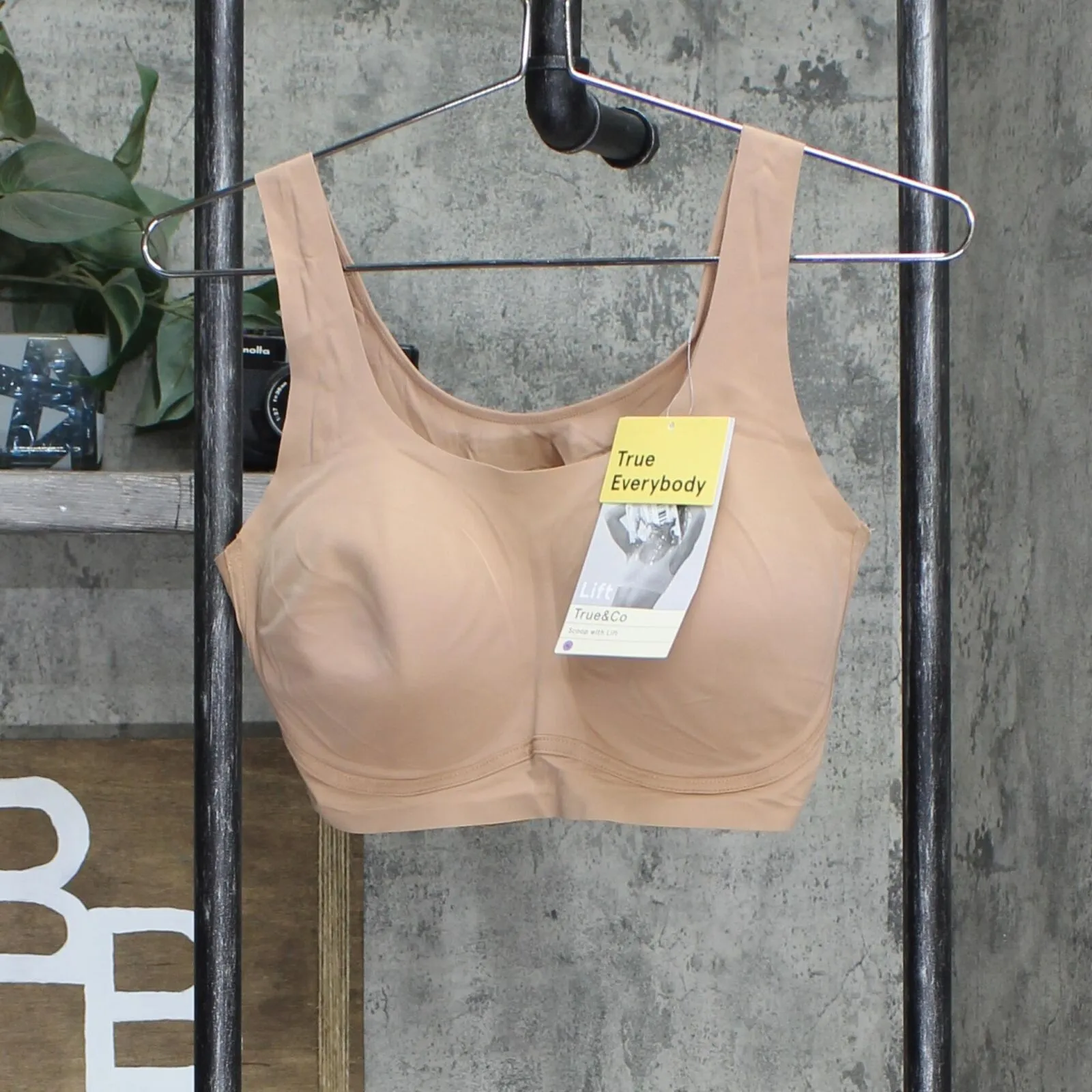 True & Co. True Everybody Women's Scoop Neck Lift Bra