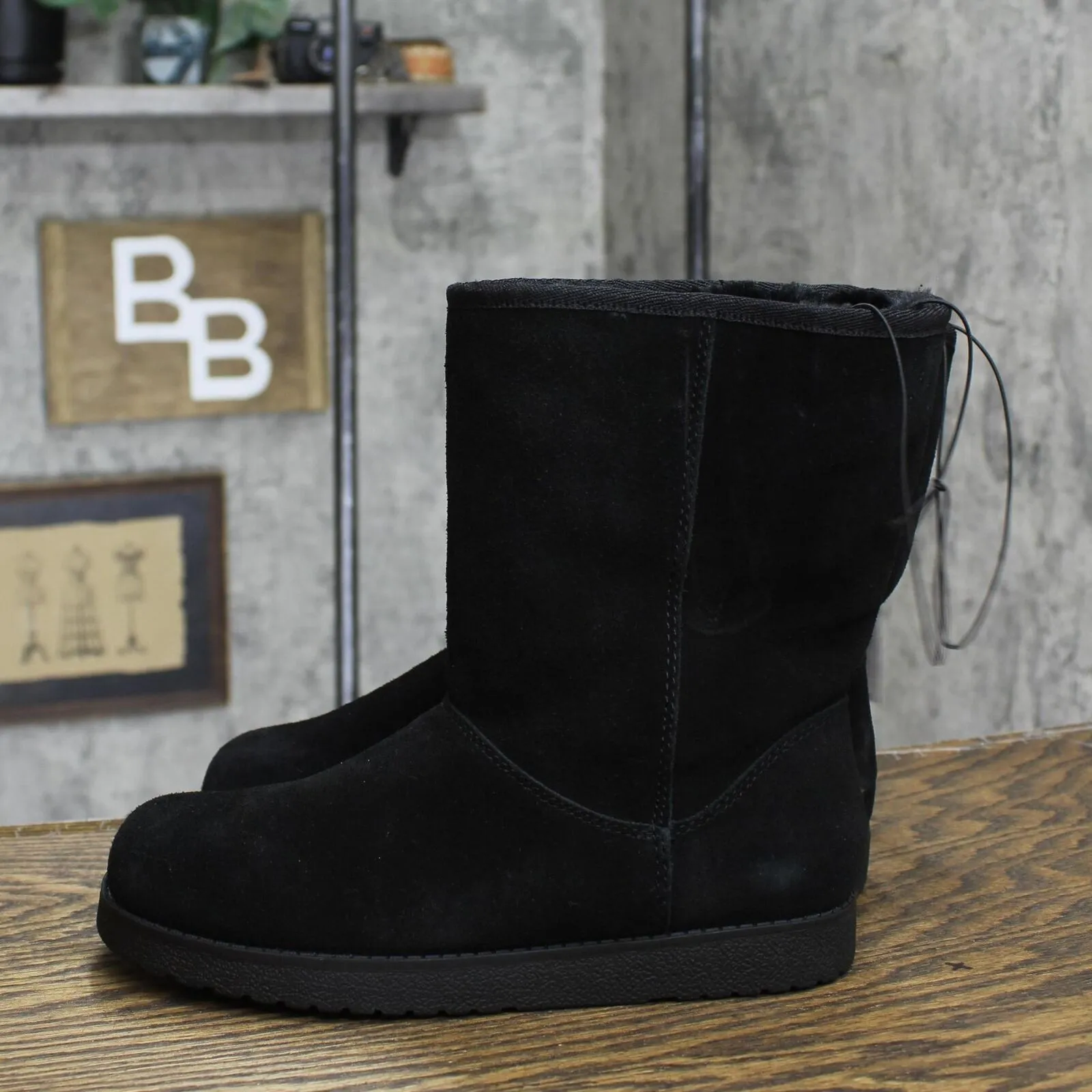 Universal Thread Women's Soph Shearling Style Boots 88375490 Black 6M