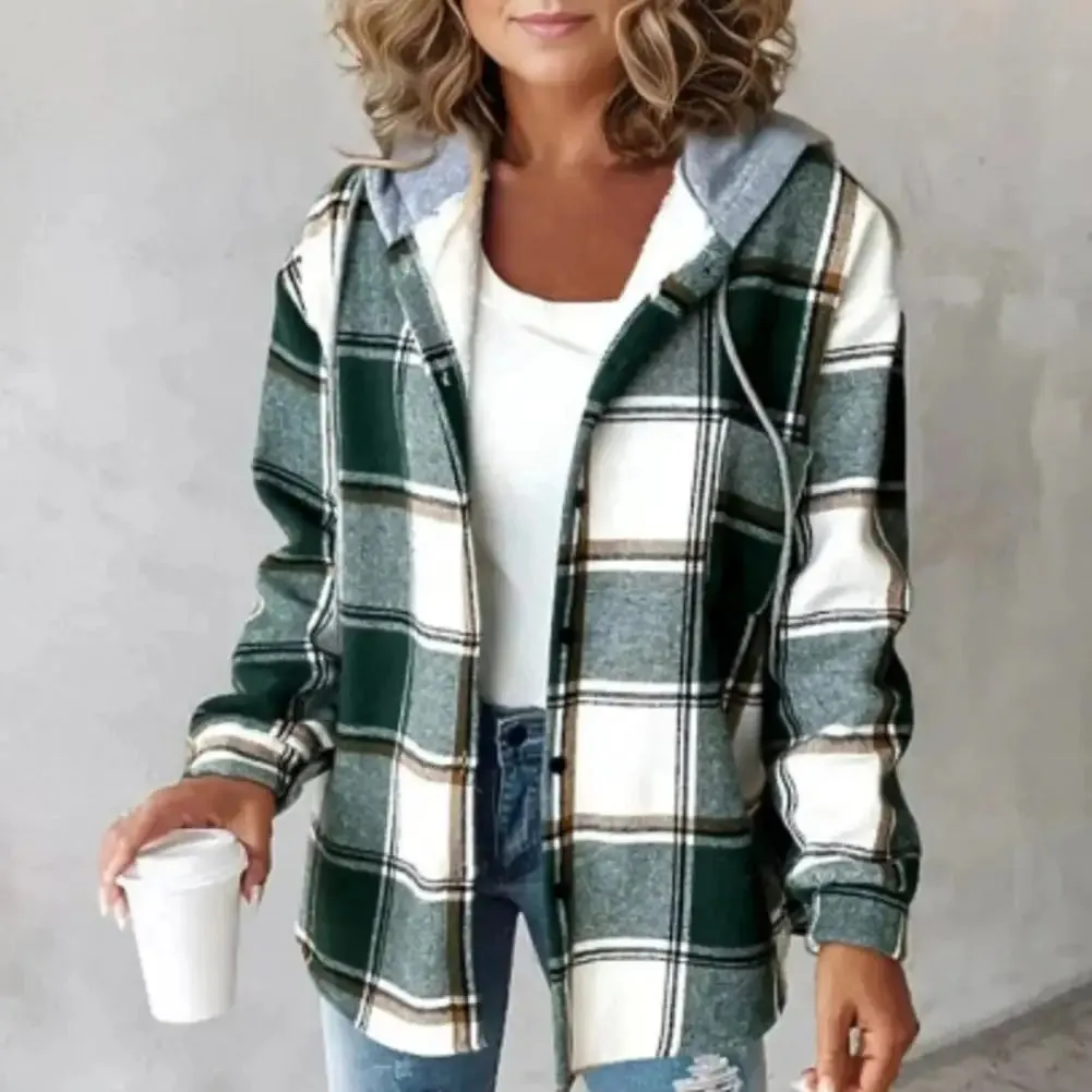 Victoria® | Green hooded jacket with an eye-catching print
