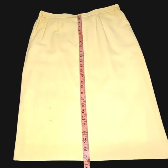 VINTAGE LILLI ANN 100% WOOL SOPHISTICATED FEMININE SILHOUETTE 70's SKIRT…