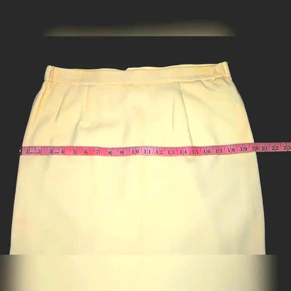 VINTAGE LILLI ANN 100% WOOL SOPHISTICATED FEMININE SILHOUETTE 70's SKIRT…