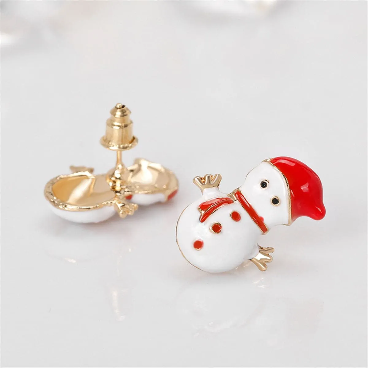 White & Bundled Snowman Stud Earrings