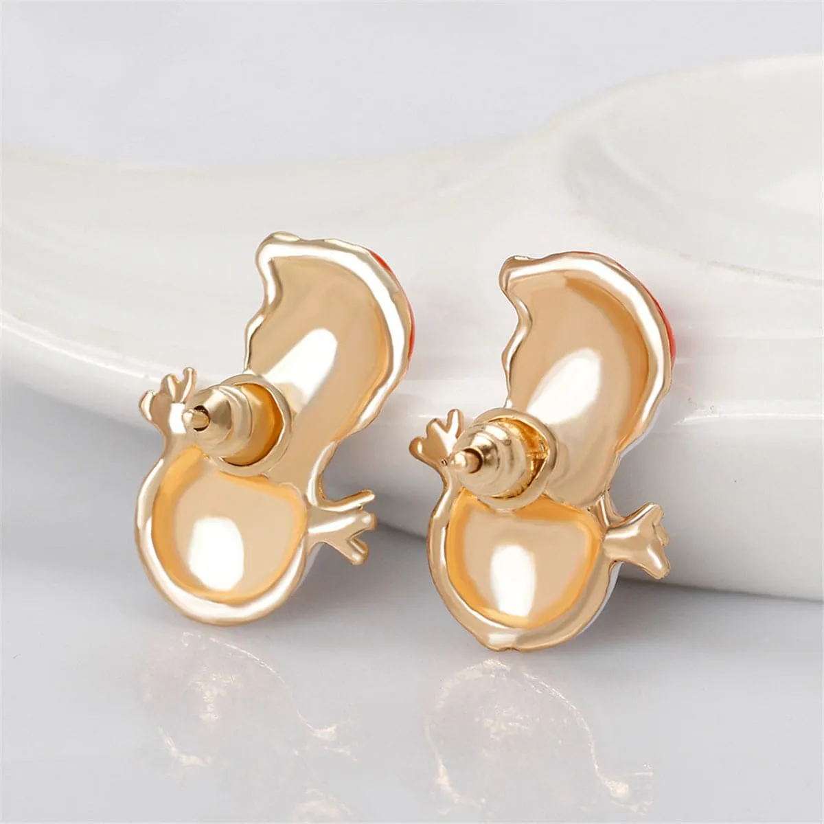 White & Bundled Snowman Stud Earrings