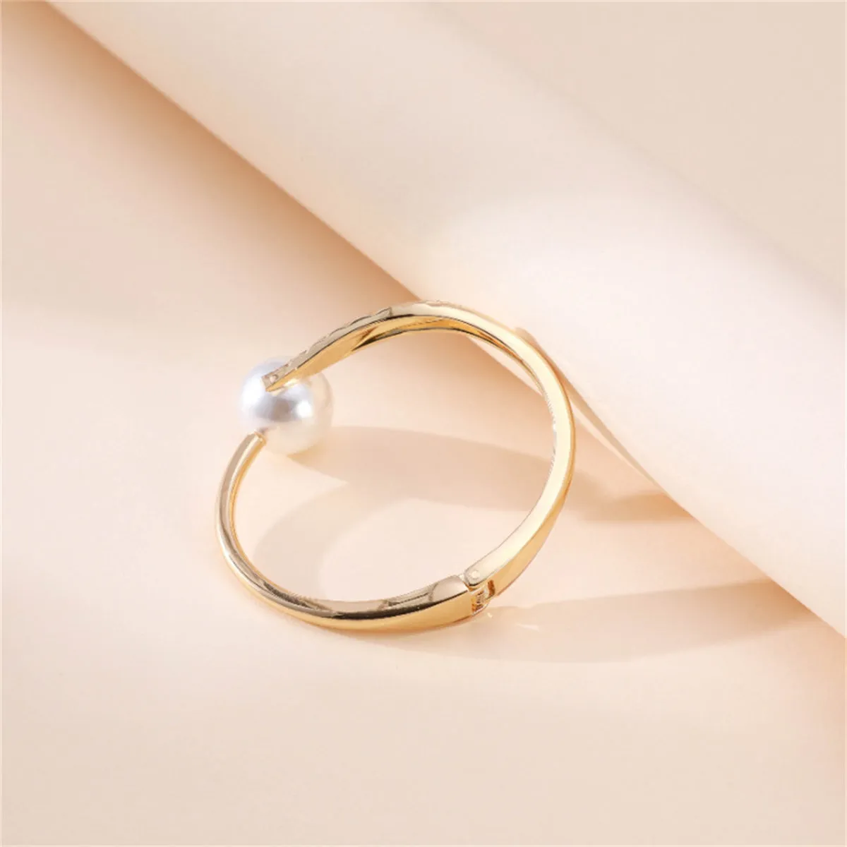 White Pearl & Cubic Zirconia 18K Gold-Plated Leaf Hinge Bangle