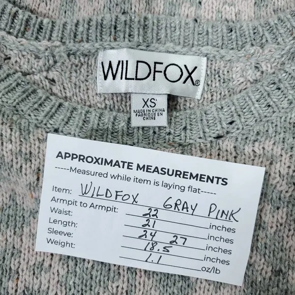 Wildfox Sweater XS Gray Pink Knit Crew Neck Long Sleeves Oversized Pullover