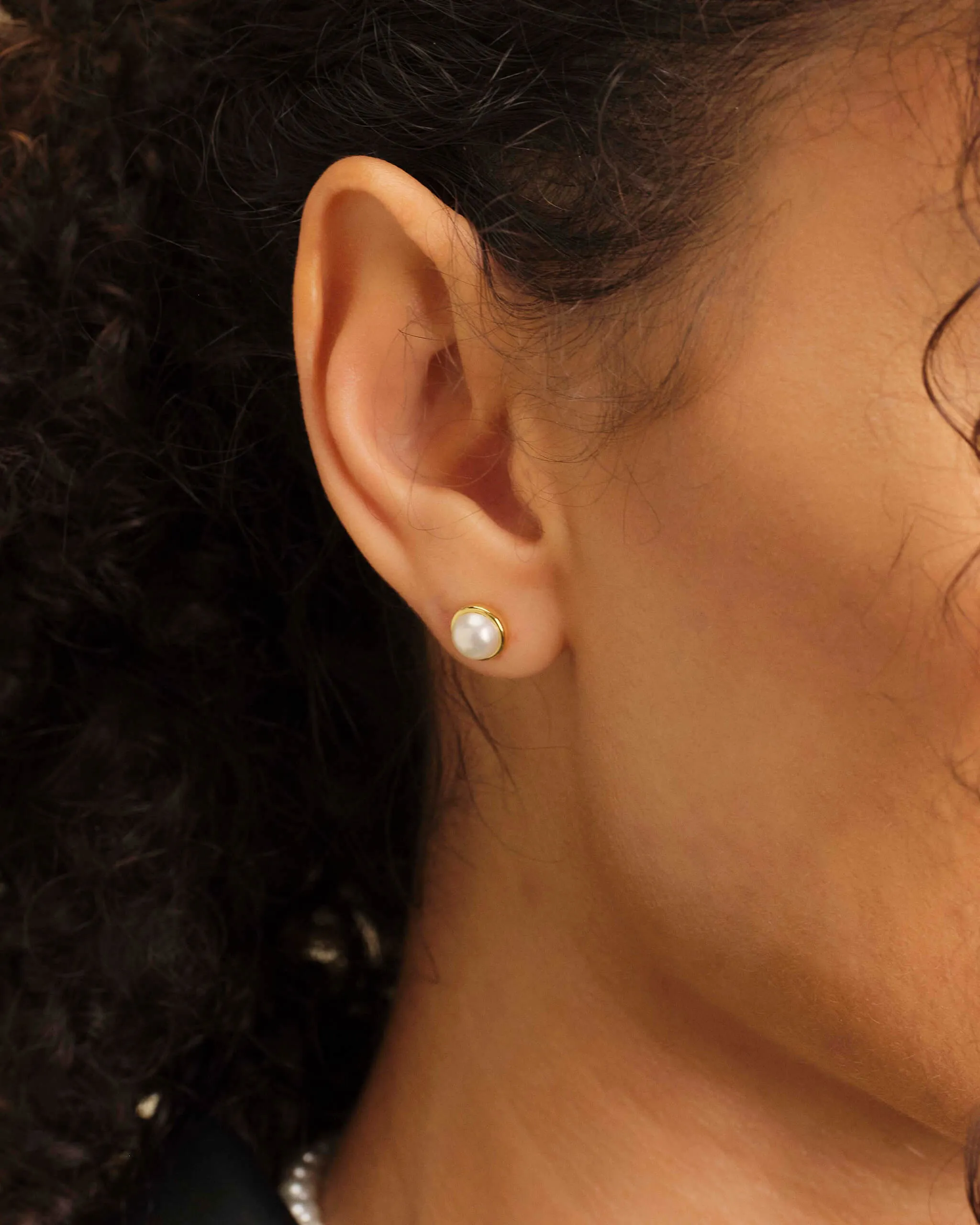 Women's Bezeled Pearl Stud Earrings - Gold