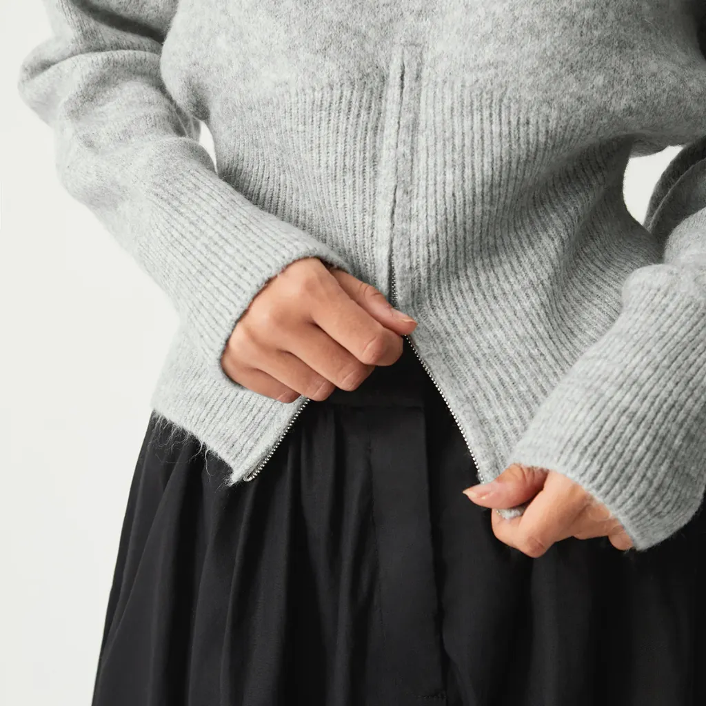 Women's Leisurely Pullover Waist Sweater
