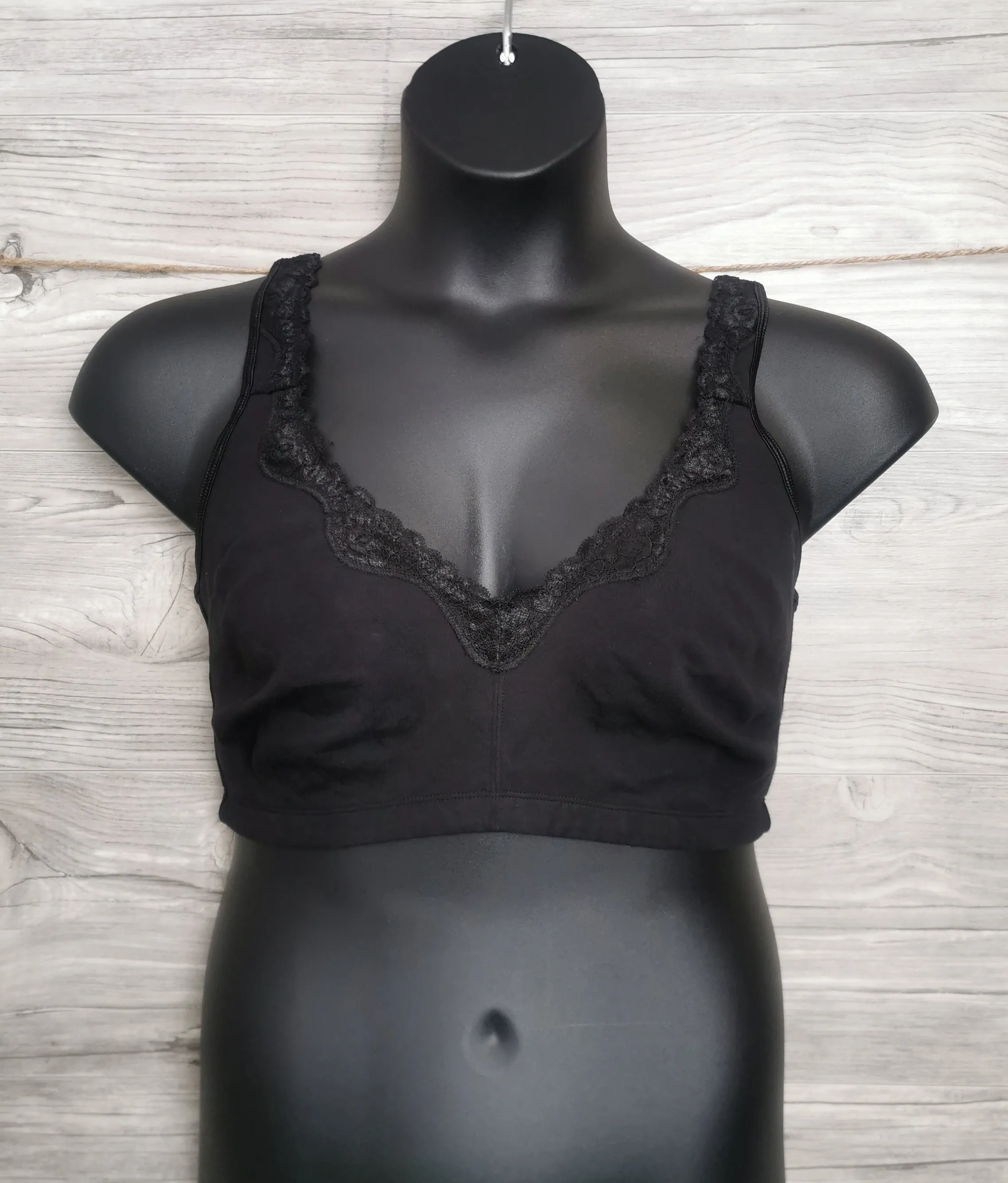 WOMENS SIZE 40G - CAMILA Ti Voglio - Full Coverage Wireless Bra LIKE NEW B20