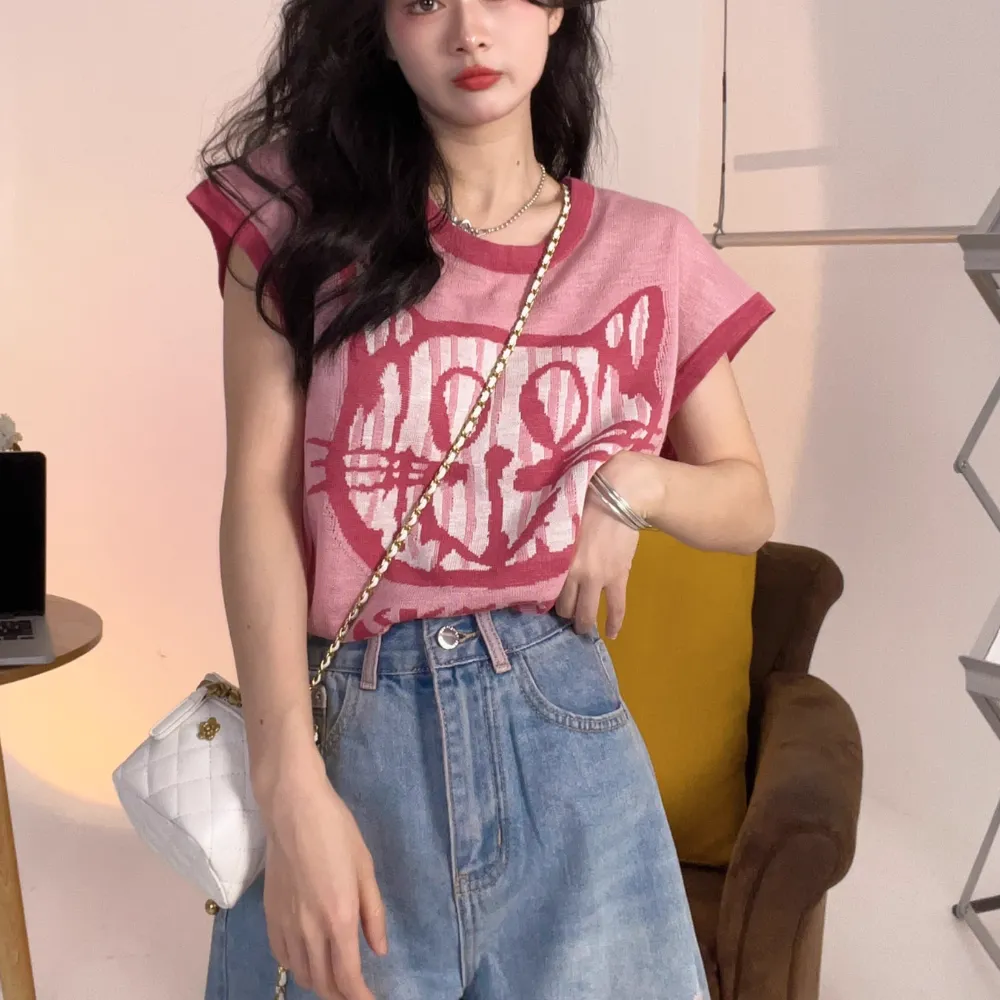 Women's Sweet Cartoon Cat T-shirt