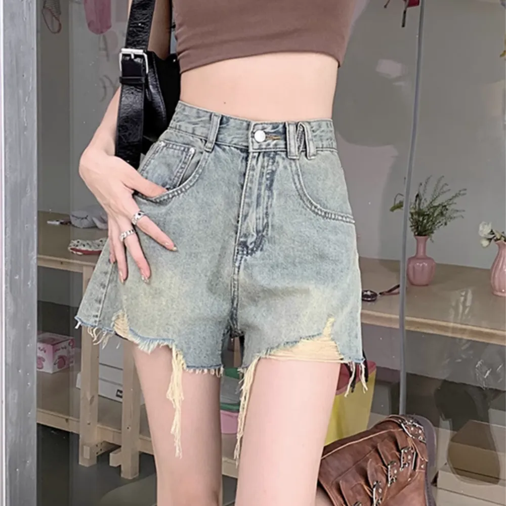 Women's Urban Ripped Shorts