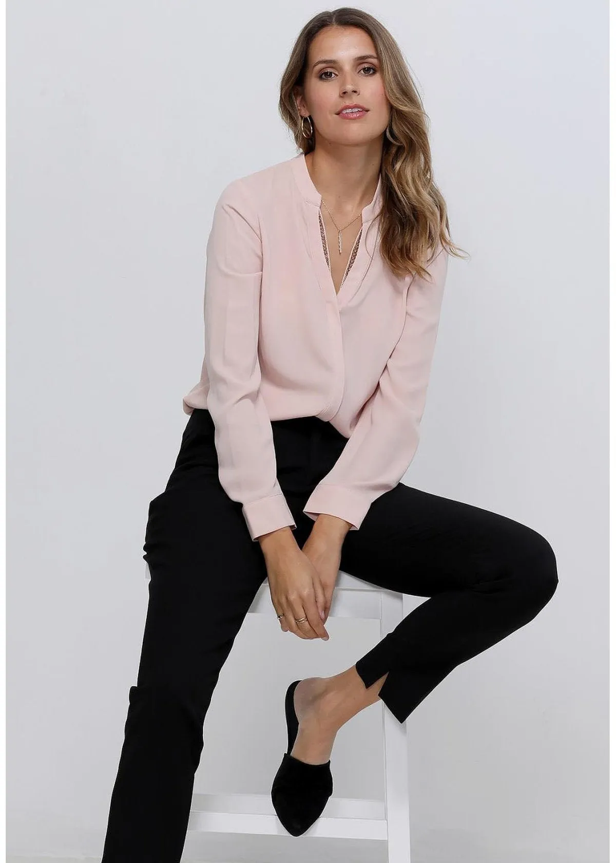Women's V-Neck Essential Blouse