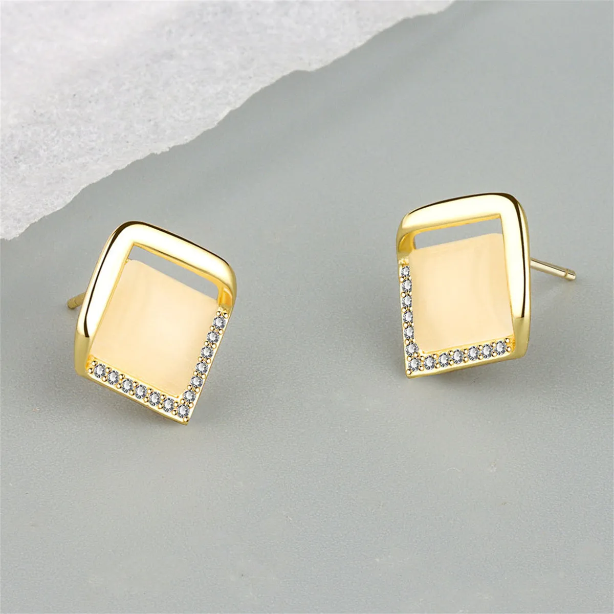 Yellow Cats Eye & 18K Gold-Plated Rhombus Stud Earrings