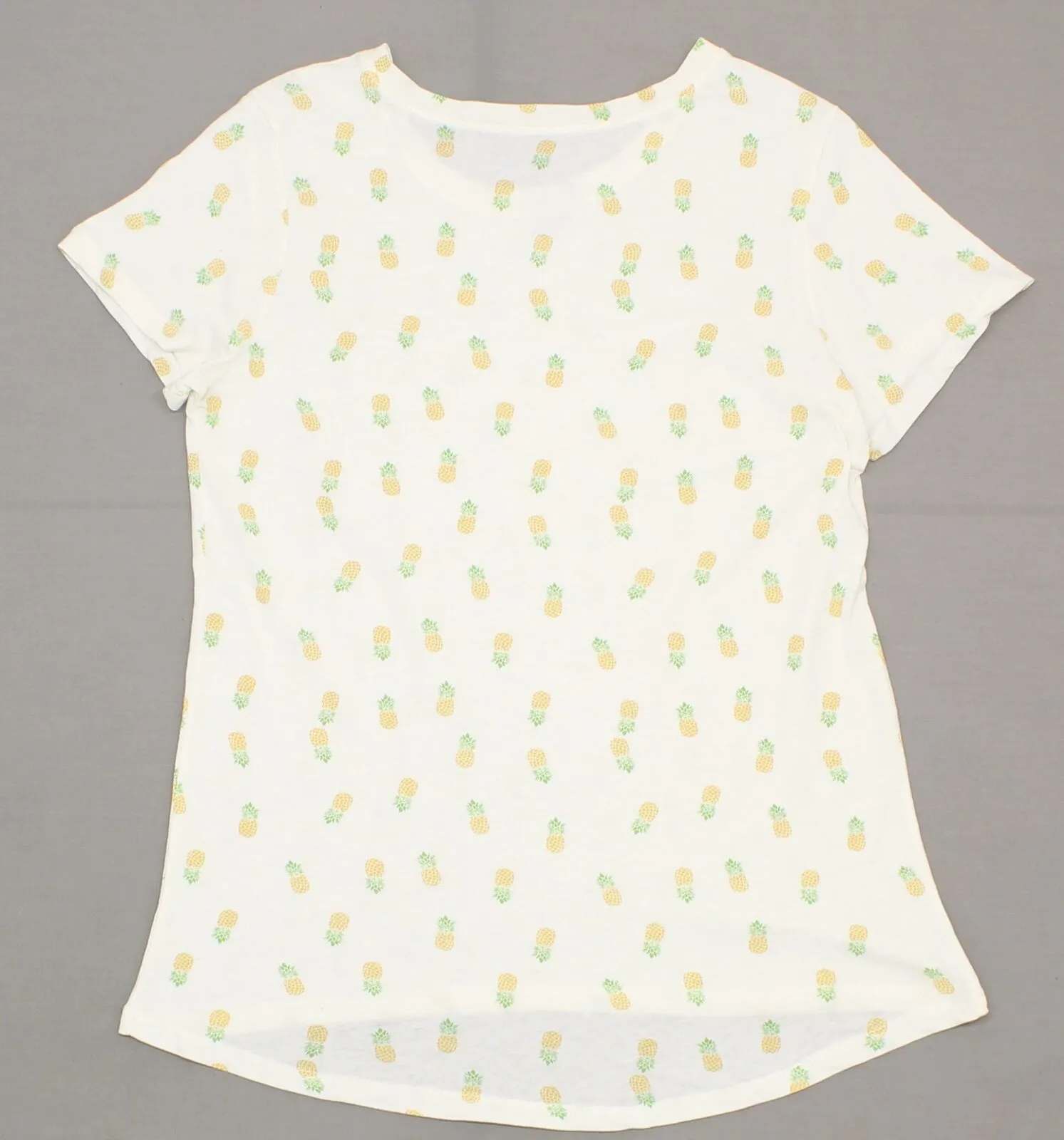 Zoe   Liv Women's Short Sleeve Pineapple Print T-Shirt